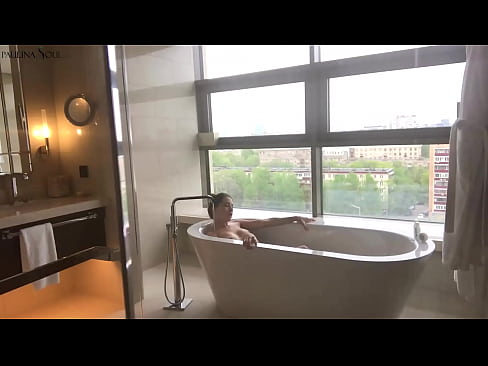 ❤️ En fantastisk babe som lidenskapelig rykker av seg fitta på badet Kvalitetsporno ved no.3dhentaix.ru ️❤