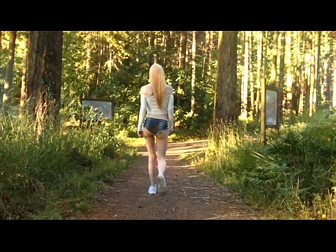 ❤️ Vakker kvinne beveger seg sakte, ikke nakenvideo Kvalitetsporno ved no.3dhentaix.ru ️❤